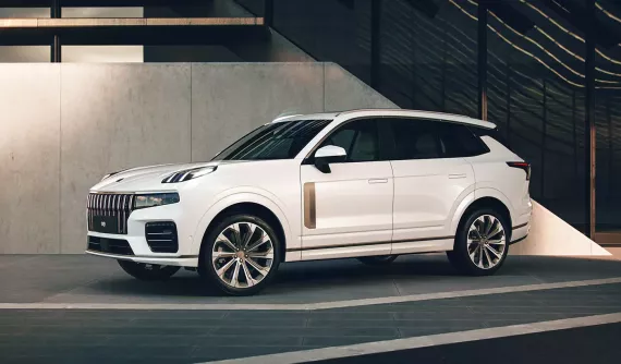 Lynk & Co - thương hiệu cùng tập đoàn với Volvo - chốt lịch ra mắt xe tại Việt Nam