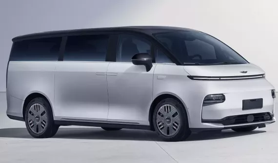 MPV chạy điện cao cấp của Geely mang mã "L380"  lộ diện, Airbus A380 trên mặt đất của hãng xe Trung Quốc