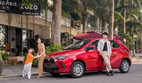 Nữ giới mua ô tô lần đầu nên chọn xe như thế nào?