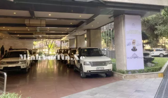 Đoàn xe Range Rover của ông Đặng Lê Nguyên Vũ bất ngờ xuất hiện tại Hà Nội, tiền trạm cho hành trình siêu xe 2024?