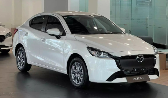 Sau điều chỉnh của hãng, Mazda2 Sedan có giá bán thực tế tại đại lý chỉ còn 395 triệu đồng