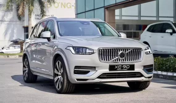 Xe Volvo được ưu đãi mạnh trước Tết Nguyên đán, có mẫu giảm gần nửa tỷ đồng