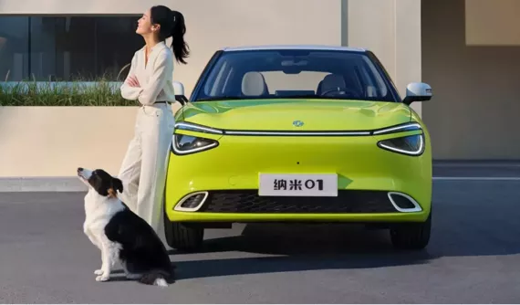 Những thú vị trên Dongfeng Nammi 01 - xe điện cỡ nhỏ của thương hiệu xe tải nổi tiếng tại Việt Nam