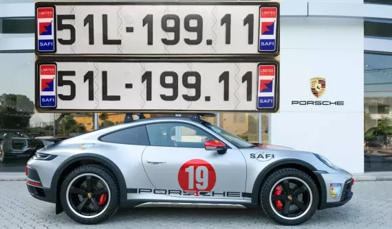 Hụt biển ngày tháng sinh, chủ xe Porsche 911 Dakar đầu tiên Việt Nam đấu giá được biển số 51L-19911 chỉ 40 triệu đồng