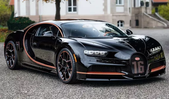 Kết thúc kỷ nguyên của Bugatti Chiron với xe cuối cùng xuất xưởng, đại gia Việt vẫn chưa có chiếc nào trong 500 xe sản xuất