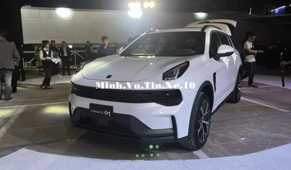 Lynk & Co 01 chốt giá bán 999 triệu đồng tại Việt Nam, "phả hơi nóng" lên Volvo XC40