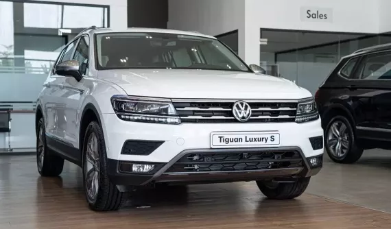 Sát Tết Nguyên đán, Volkswagen Tiguan tại Việt Nam được giảm giá đến nửa tỷ đồng
