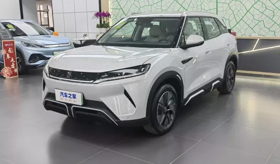 Đánh giá nhanh BYD Yuan UP 2024: SUV cỡ nhỏ mới của hãng xe Trung Quốc sẽ sớm sản xuất xe điện tại Việt Nam