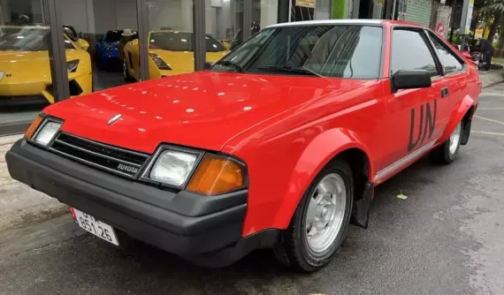Lại thêm 1 xe Toyota Celica của "Qua" Vũ lộ diện, thiết kế phải nói quá khác biệt
