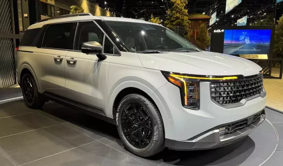 Kia Carnival 2025 tiếp tục ra mắt thêm một thị trường nữa, chờ ngày bán ở Việt Nam
