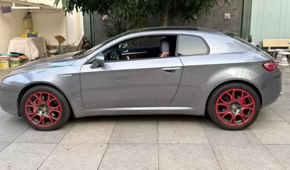 Đánh giá nhanh Alfa Romeo Brera độc nhất Việt Nam: Chủ xe còn sở hữu vài xe JDM độc lạ nhưng đã bán hết cho "Qua" Vũ