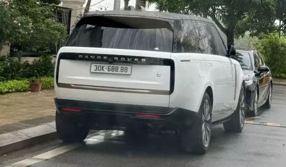 Đại gia Hà Nội mua lại biển đấu giá 30K-688.88 để đăng ký cho Range Rover SV 2023 siêu đẹp, siêu VIP và siêu đắt