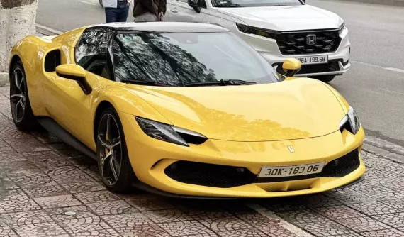 Đại gia Hà Nội bán Ferrari 296 GTB đầu tiên Việt Nam chỉ 1 năm trải nghiệm, xe mới chạy 3.000 km