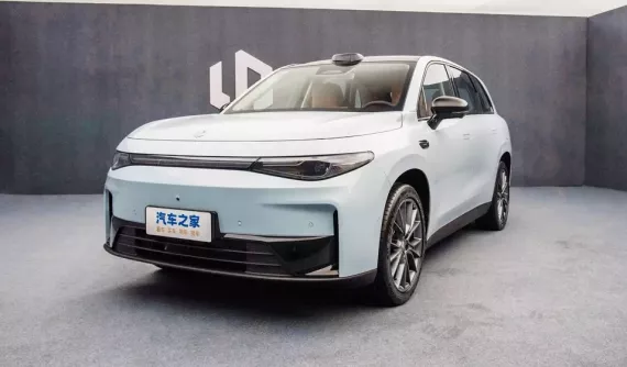 Đánh giá nhanh Leapmotor C10 2024: SUV điện đầy thú vị mà bạn sẽ tiếc nếu bỏ qua, giá chỉ ngang Hyundai Accent ở Việt Nam