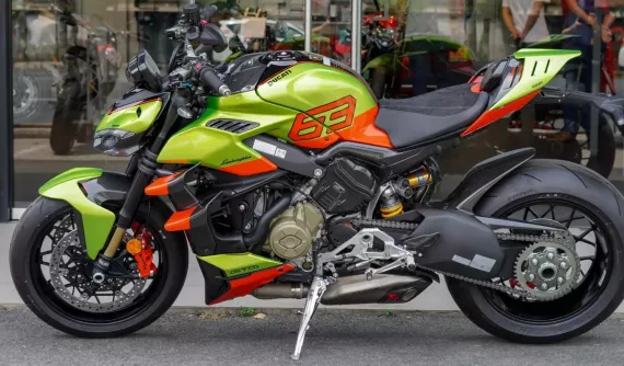 Lộ số thứ tự xe Ducati Streetfighter V4 Lamborghini của đại gia Quốc Vũ, chi hơn 2,4 tỷ đồng sở hữu siêu mô tô giới hạn