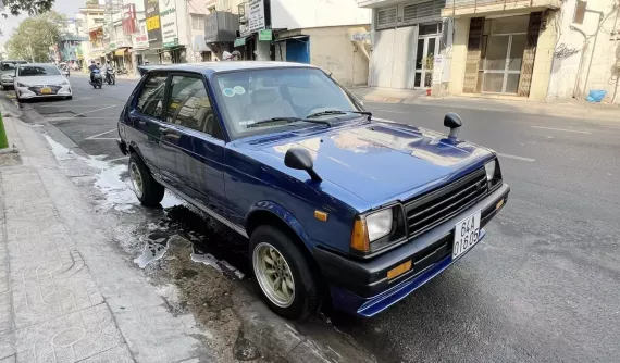Cận cảnh hàng hiếm Toyota Starlet đời 1984 mới về đội xe của ông Đặng Lê Nguyên Vũ