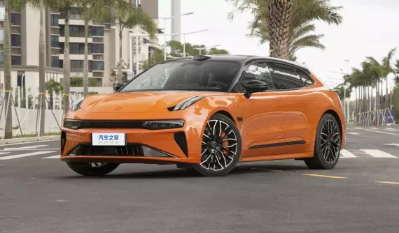 Đánh giá nhanh Zeekr 001: Thiết kế nhỏ nhắn, cấu hình mạnh mẽ, "bán chạy như tôm tươi"