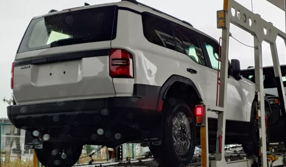 Toyota Land Cruiser Prado 2024 bắt đầu được xuất khẩu, chờ ngày bán ở Việt Nam trong năm nay