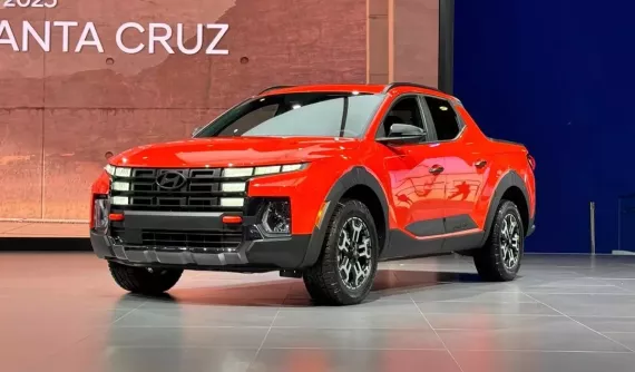 Xe bán tải cỡ nhỏ Hyundai Santa Cruz 2025 trình làng với thiết kế nam tính hơn, nội thất tiện nghi hơn