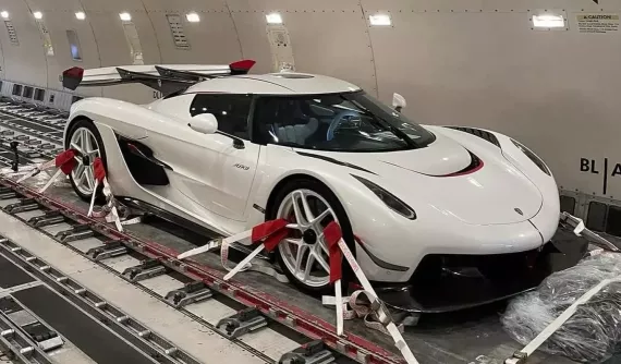 Thực hư thông tin Koenigsegg Jesko hơn 300 tỷ đồng của đại gia lan đột biến đã về Việt Nam