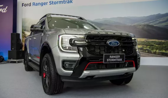 Chính thức ra mắt Ford Ranger Stormtrak - xe bán tải "tiền nào của nấy"