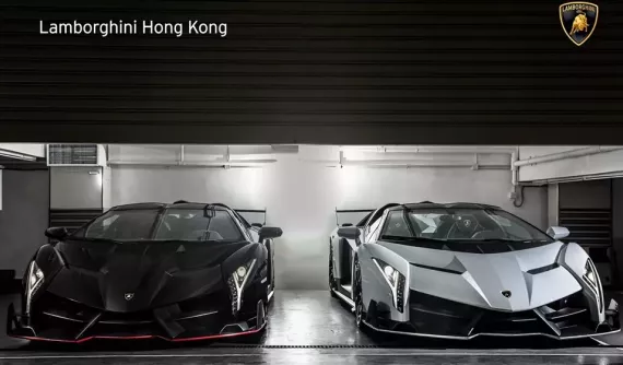 Cặp đôi siêu phẩm Lamborghini Veneno của nhà giàu Hồng Kông, liệu rằng chiếc màu đen là xe mới về showroom của người Việt ở Campuchia?