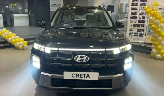 Hyundai Creta 2024 "bán chạy như tôm tươi", chuẩn bị có thêm phiên bản thuần điện mới