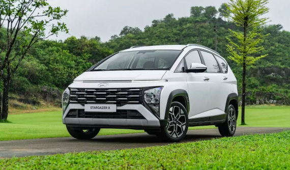 Hyundai Stargazer chính thức có thêm phiên bản X, trở thành MPV rẻ nhất Việt Nam với giá chỉ từ 489 triệu đồng