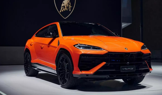 Lamborghini Urus SE - siêu xe mới có thể chạy 60 km mà không tốn xăng - được báo giá tại Việt Nam