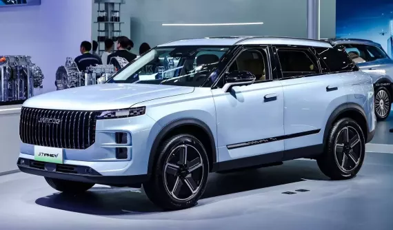 "Mục sở thị" Jaecoo J7 PHEV - SUV cỡ B+ sẽ bán ở Việt Nam trong năm nay, cạnh tranh Toyota Corolla Cross