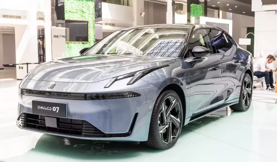 Thương hiệu ô tô mới vào Việt Nam ra mắt đối thủ dành cho Toyota Camry và Honda Accord