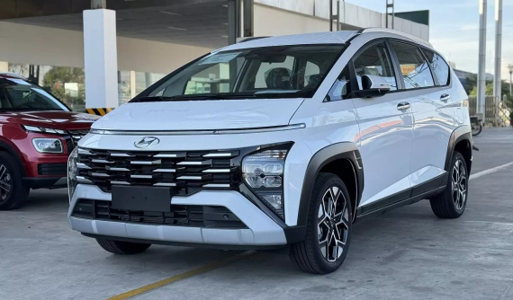 MPV giá rẻ Hyundai Stargazer X 2024 bắt đầu về đại lý, sẵn sàng bàn giao cho khách Việt