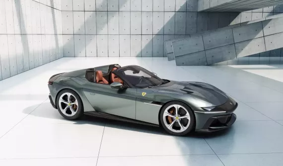 Ferrari 12Cilindri trình làng: Siêu ngựa với động cơ V12, hút khí tự nhiên hứa hẹn sẽ sớm cháy hàng nếu không đặt sớm