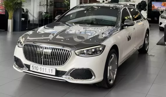 Siêu biển số lục quý 1 51G-111.11 của Toyota Innova 2017 được đại gia định danh để gắn cho Mercedes-Maybach S450