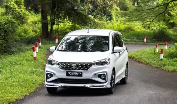 Suzuki Ertiga Hybrid tiếp tục được ưu đãi gần 90 triệu đồng, giá chỉ còn ngang xe hạng A