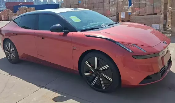 Lynk & Co Zero lộ ảnh không che đậy, gần như đã sẵn sàng ra mắt, chờ được bán ở Việt Nam