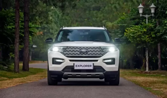 Ford Explorer tăng giá 100 triệu đồng, chỉ có xe sản xuất năm 2023