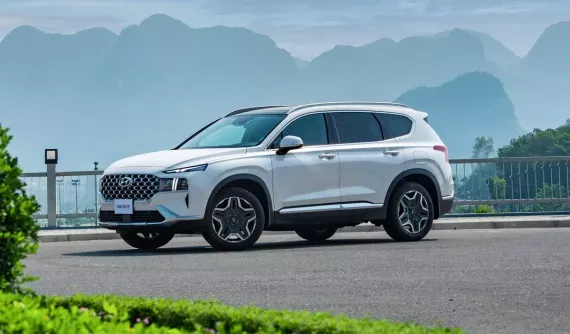 Người Việt mua ít xe Hyundai hơn trong tháng 4/2024, Accent bán kém Toyota Vios