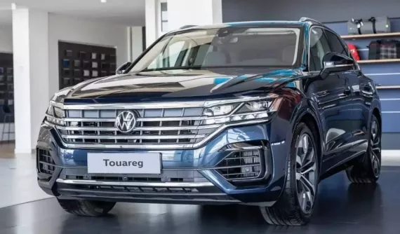 SUV tiệm cận xe sang Volkswagen Touareg được ưu đãi đến 400 triệu đồng, giá khởi điểm còn 2,7 tỷ đồng