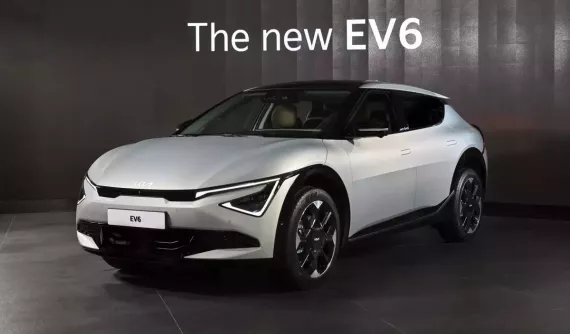 SUV điện Kia EV6 2025 chính thức trình làng với thiết kế nâng cấp, pin dung lượng lớn hơn