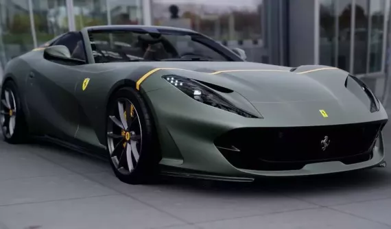 Thêm 1 siêu xe Ferrari 812 GTS nhăm nhe về nước, lần này mang màu Verde Masoni Opaco được cá nhân hóa