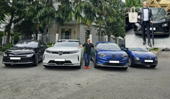 Tom Feng - "Fan ruột" của VinFast tậu VF7 Hoả Long Độc Bản sản xuất đúng 68 chiếc