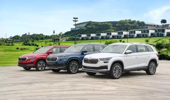 Cặp đôi SUV nhập khẩu Skoda Kodiaq và Karoq được ưu đãi đến 140 triệu đồng để kéo khách
