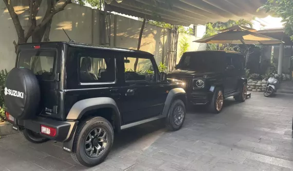 Có Mercedes-AMG G63, đại gia Việt vẫn chọn mua Suzuki Jimny cho vợ đi chợ?