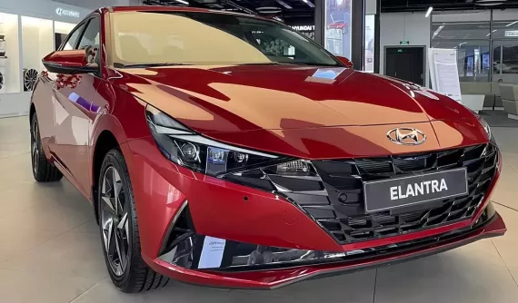 Đại lý ồ ạt ưu đãi đến 70 triệu đồng cho Hyundai Elantra để giải phóng hàng tồn kho