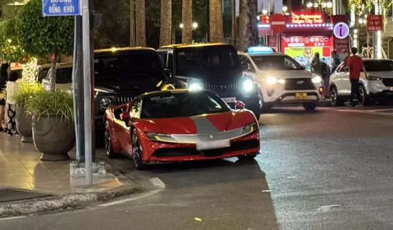 Siêu xe Ferrari SF90 Stradale bí ẩn nhất Việt Nam cuối cùng cũng có biển số, gói Assetto Fiorano gần 1 tỷ đồng
