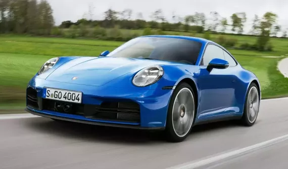 Porsche 911 2025 chính thức trình làng, lần đầu tiên có động cơ hybrid tiết kiệm xăng hơn