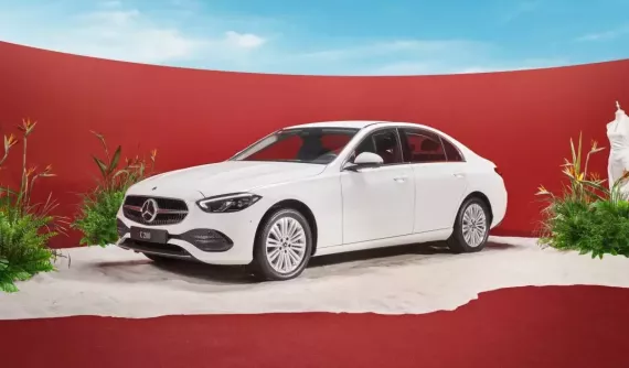 Mercedes-Benz C-Class được điều chỉnh giá bán, khởi điểm thấp hơn cả Toyota Camry 2.5Q