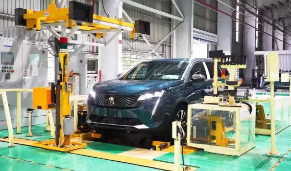 Nghị định giảm lệ phí trước bạ cho ô tô lắp ráp trong nước sẽ được ban hành trong tháng 6 này