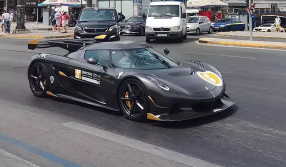 Chi tiết độc bản Koenigsegg Jesko Attack "Nur Edition": Ngoại thất carbon trần, mạ vàng, giá 4 triệu đô la